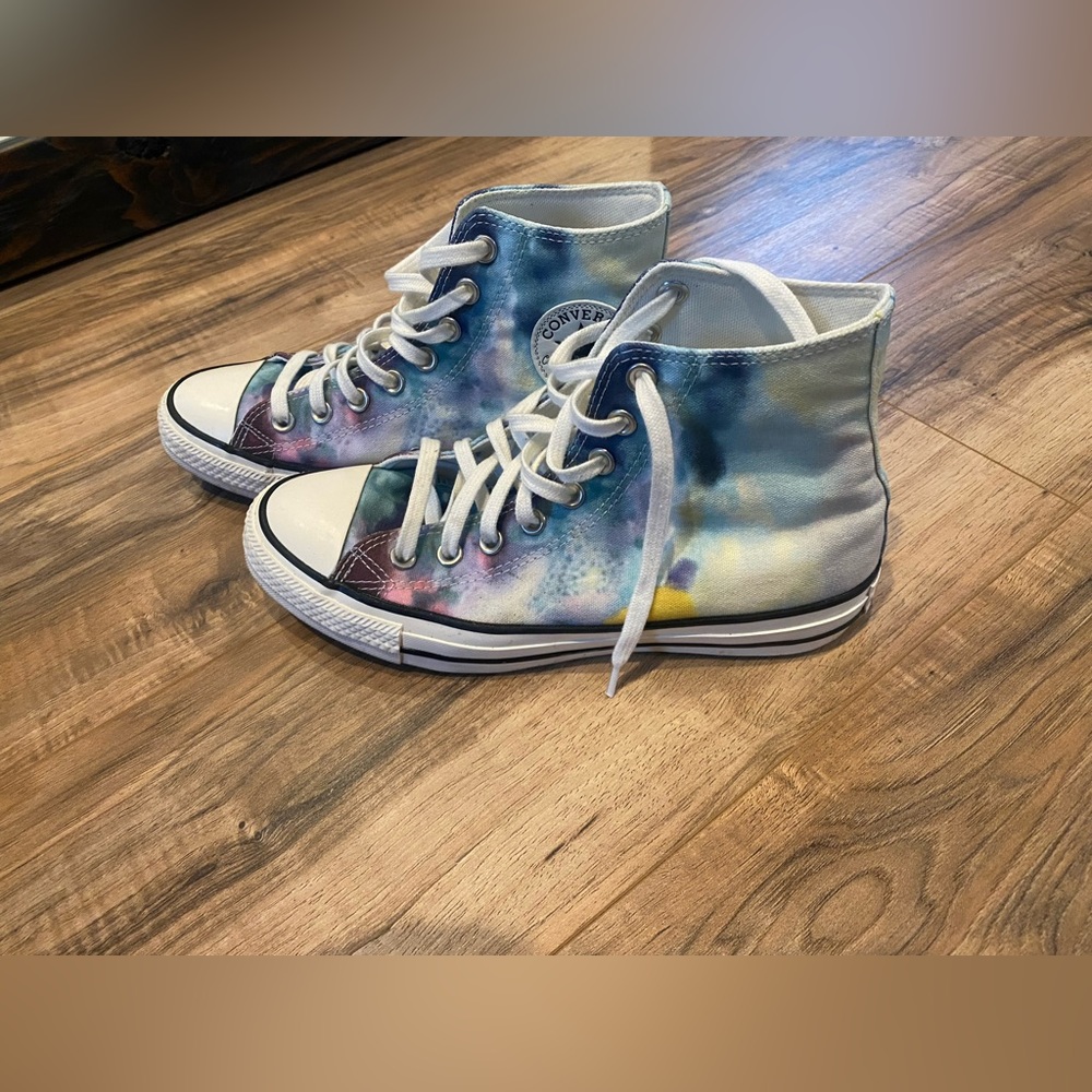 Blue Tie Dye W9